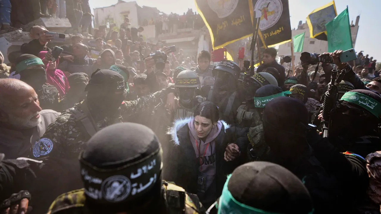 Gazze’de esir takası sürüyor: Hamas 3 İsrailliyi, İsrail ise 90 Filistinliyi serbest bırakacak!